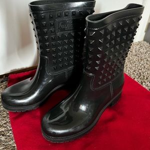 Valentino Garavani Rockstud Rain Boots 37